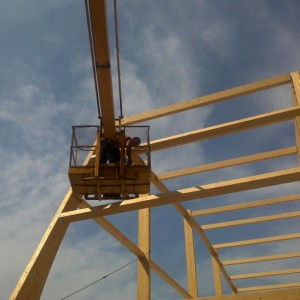 Usługi podnośnikiem koszowym Zawsze na czas. Zawsze profesjonalnie. 